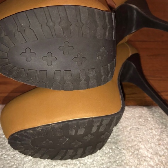 Wet Seal ~ Tan Ankle Boot Stiletto~ size 6 - Picture 16 of 16